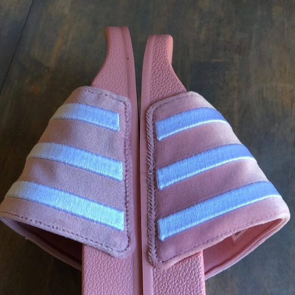 Adidas Adilette pink slide sandals womens sz 11 New in Box - Picture 6 of 9